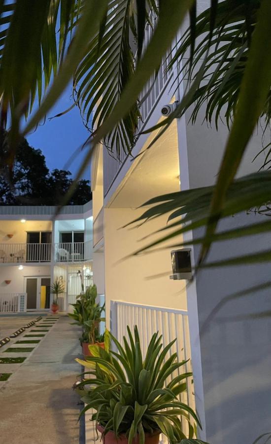 Nautilus By La Jamaca Hotels-Downtown La Parguera ラハス エクステリア 写真