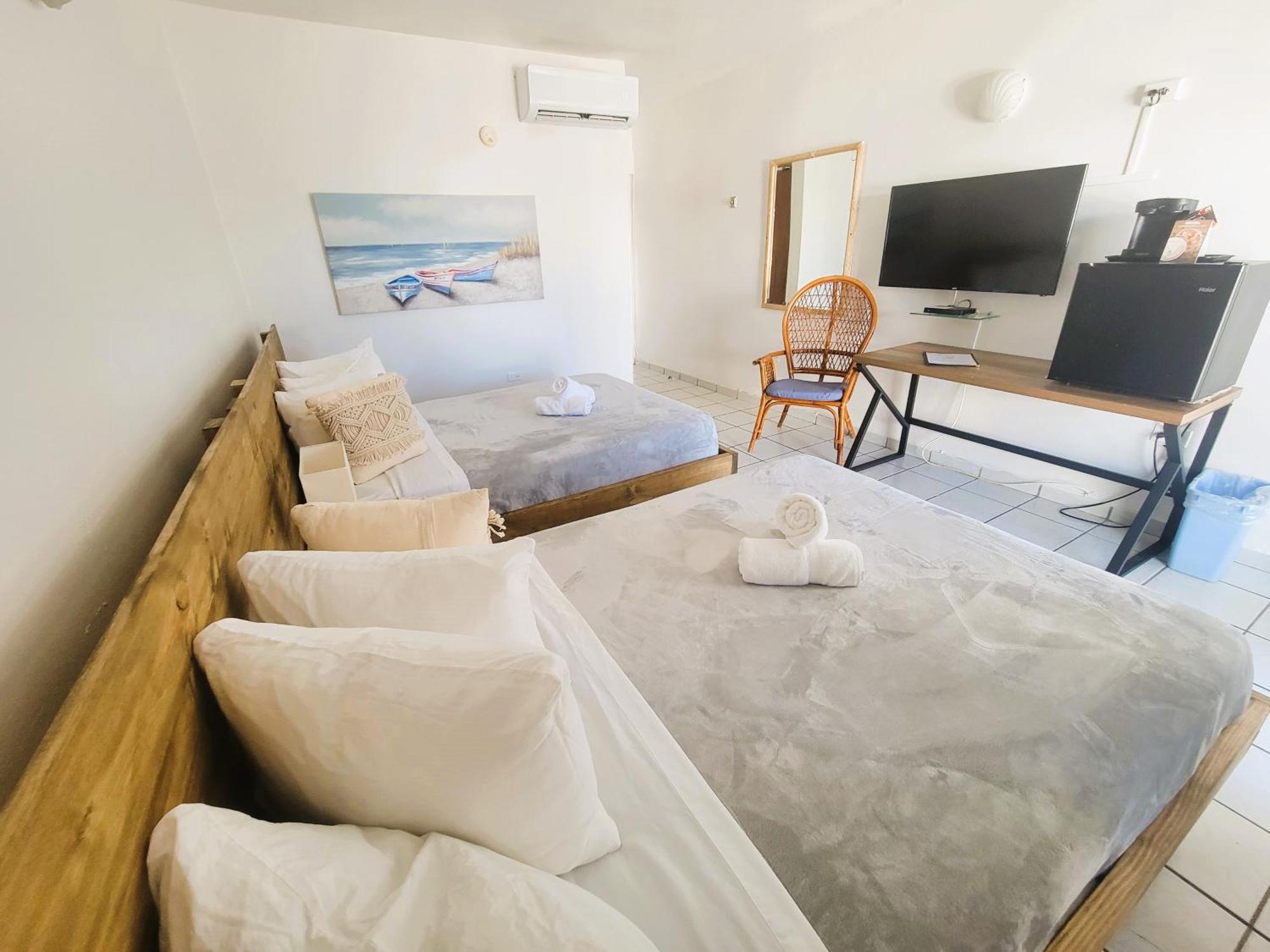 Nautilus By La Jamaca Hotels-Downtown La Parguera ラハス エクステリア 写真
