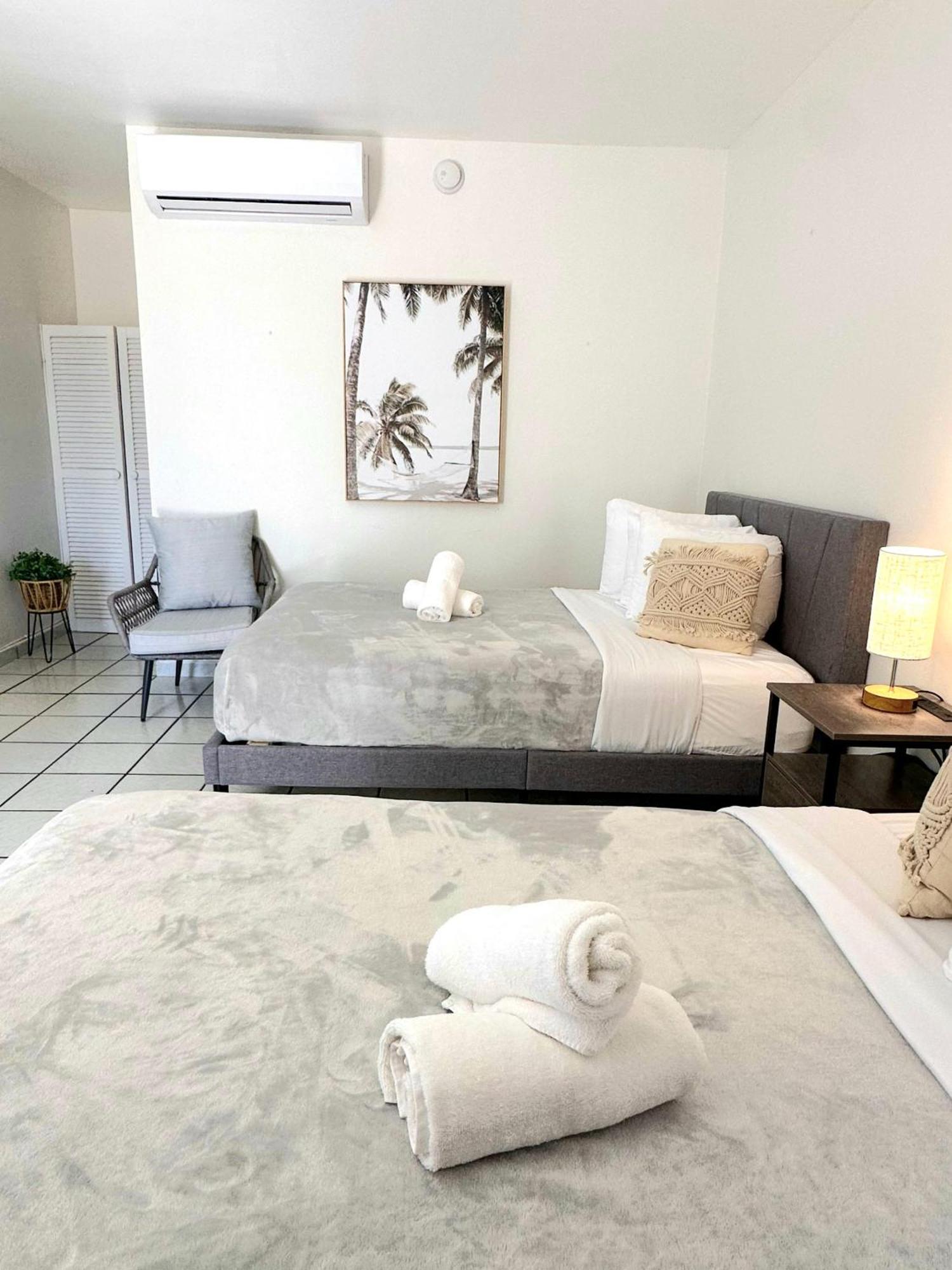 Nautilus By La Jamaca Hotels-Downtown La Parguera ラハス エクステリア 写真